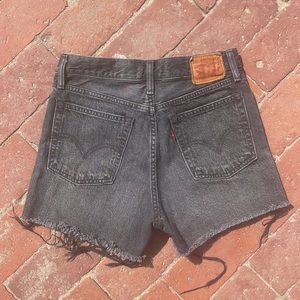 Levi’s Wedgie short size 28